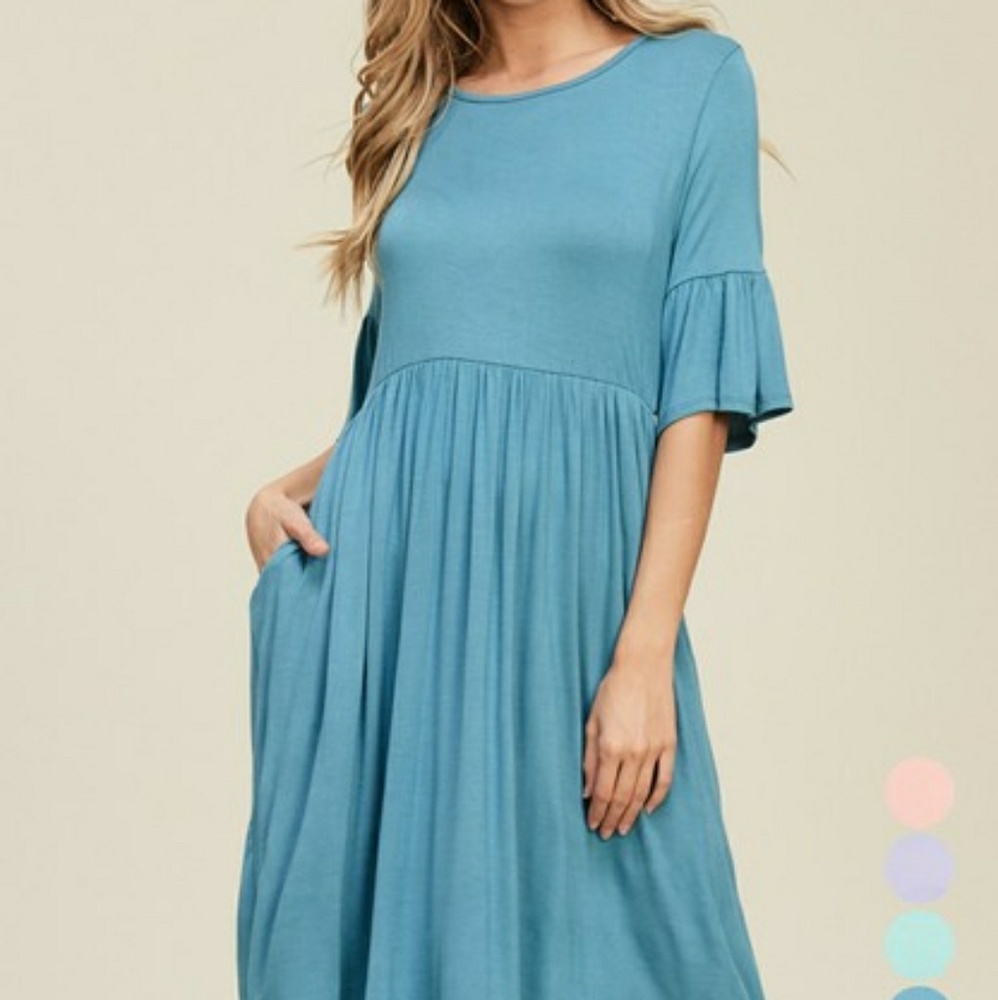 Joyful dress in Turquoise